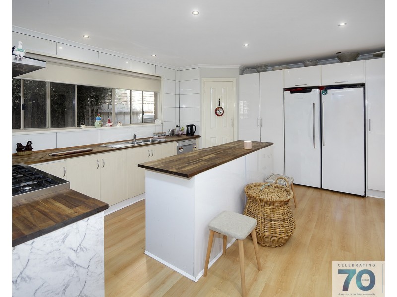 44 Raisell Road, Cranbourne West VIC 3977