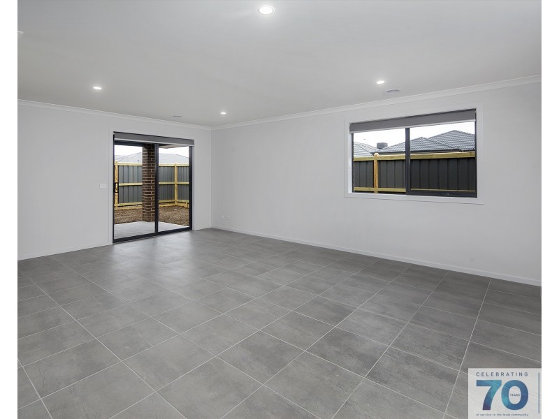 4 Viola Circuit, Clyde VIC 3978