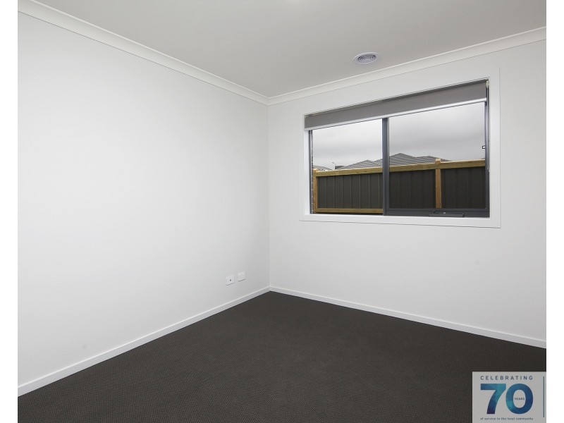 4 Viola Circuit, Clyde VIC 3978