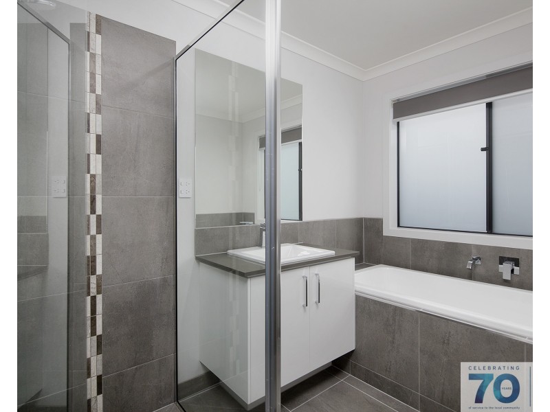 4 Viola Circuit, Clyde VIC 3978