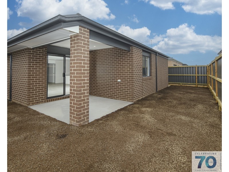 4 Viola Circuit, Clyde VIC 3978