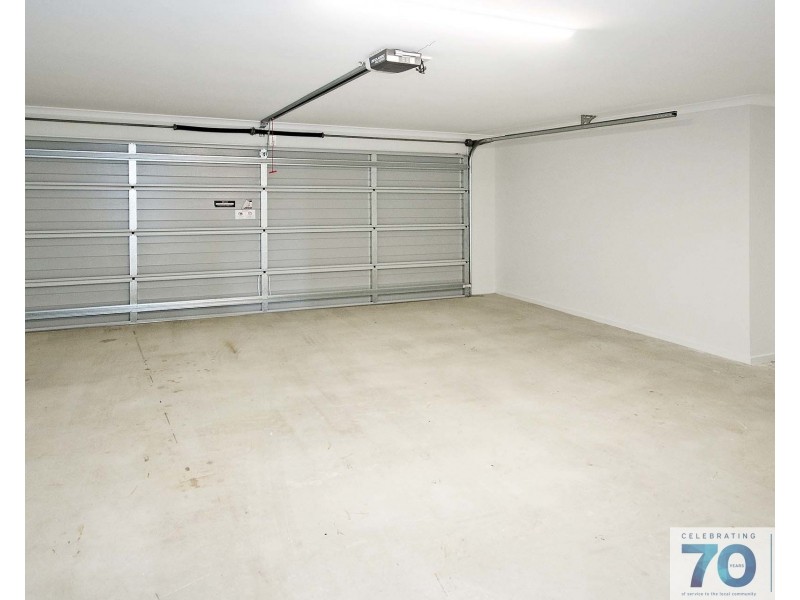 1 Daphne Walk, Clyde VIC 3978