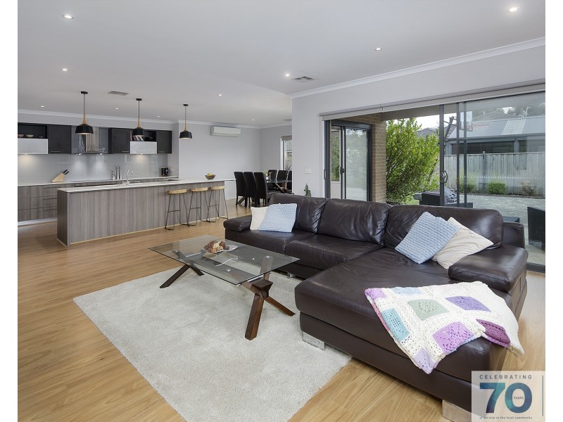 9 St Clair Avenue, Cranbourne West VIC 3977