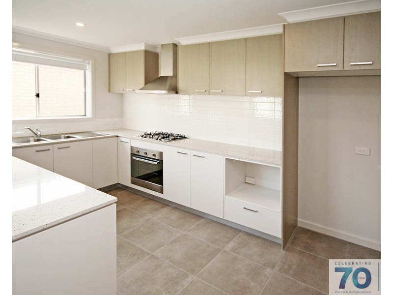 5 Fairweather Parade, Officer VIC 3809