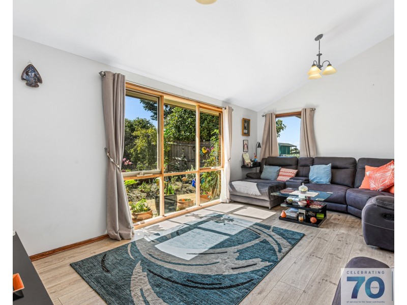 1 Alpha Close, Hampton Park VIC 3976