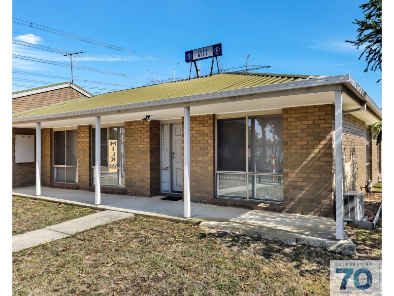 120 Clairmont Avenue, Cranbourne VIC 3977