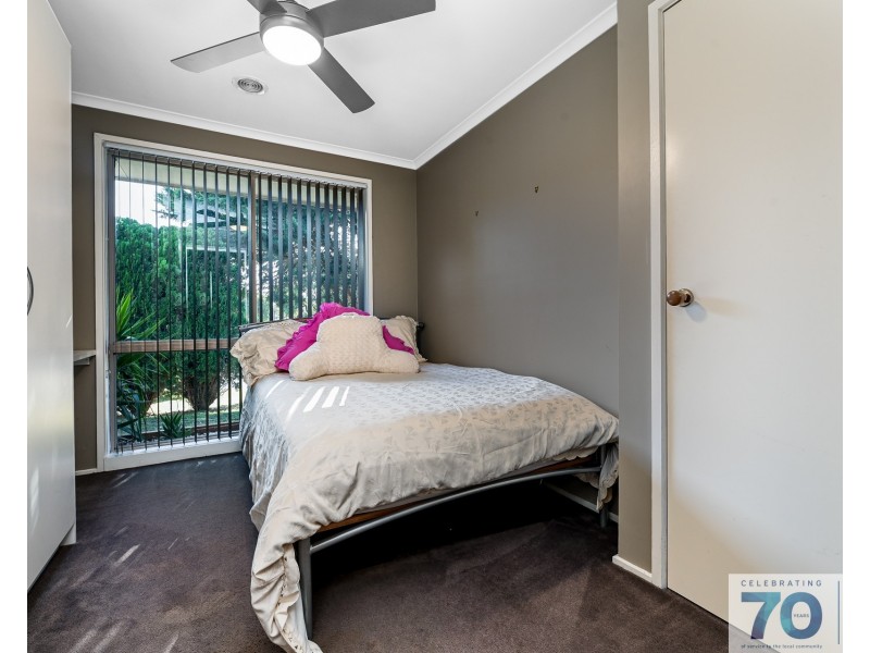 11 Glenleigh Court, Cranbourne North VIC 3977