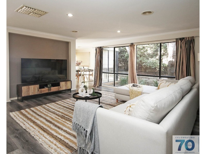 4 Sun Valley Boulevard, Lynbrook VIC 3975