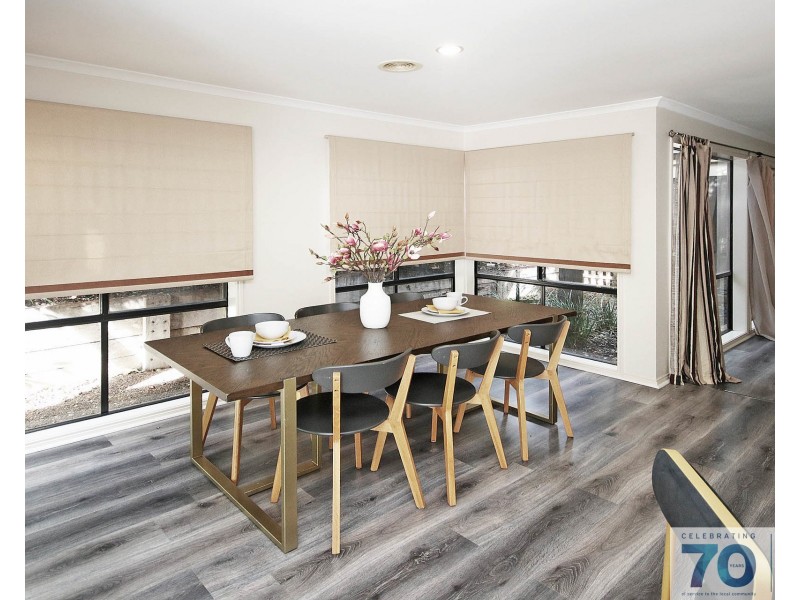 4 Sun Valley Boulevard, Lynbrook VIC 3975