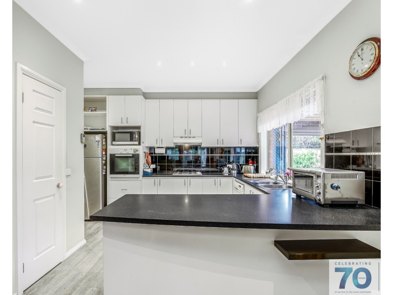 21 Jagger Circuit, Cranbourne East VIC 3977