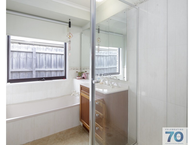 56 Endeavour Drive, Cranbourne North VIC 3977