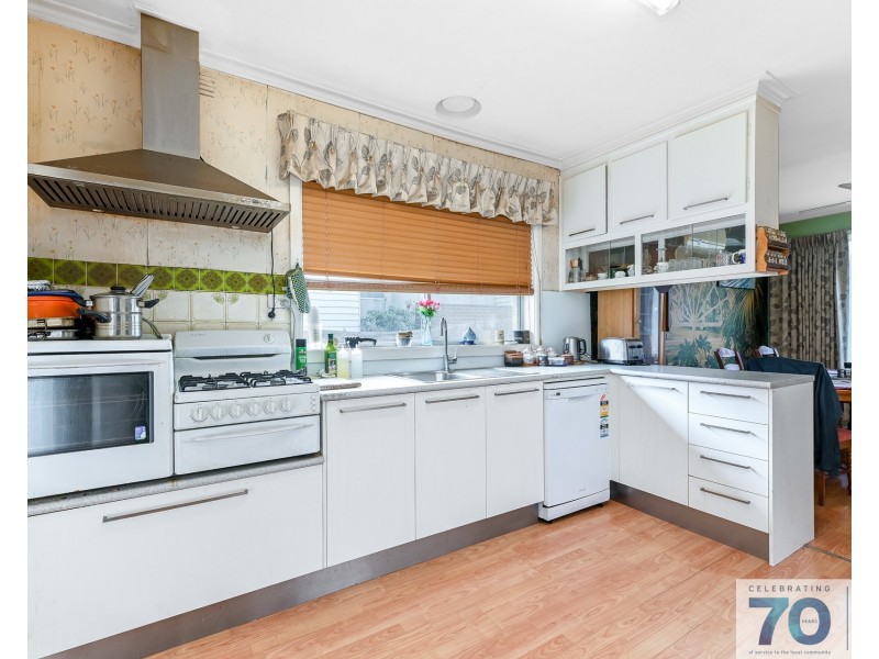 13 Lamb Street, Cranbourne VIC 3977