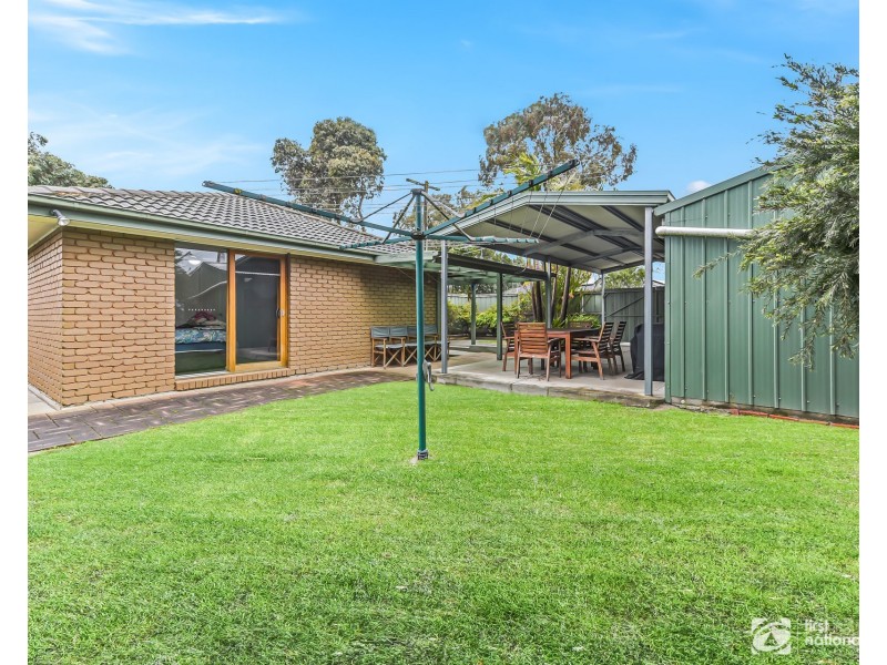 9 Ainsleigh Court, Cranbourne VIC 3977