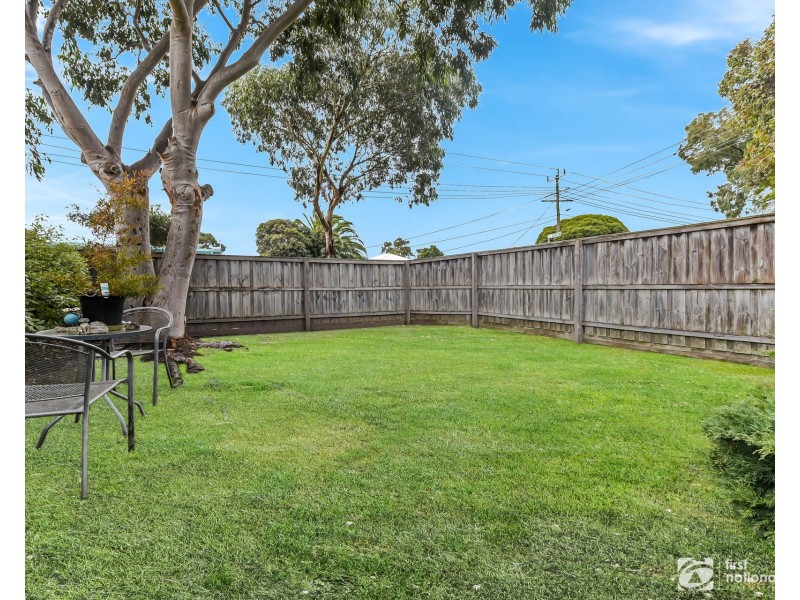 9 Ainsleigh Court, Cranbourne VIC 3977