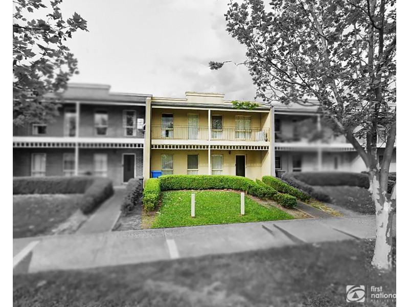 5/10 Parkhill Drive, Berwick VIC 3806