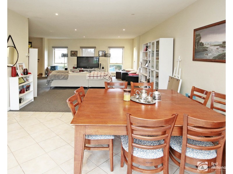 5/10 Parkhill Drive, Berwick VIC 3806