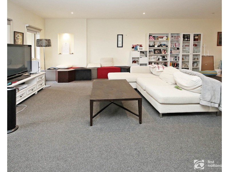 5/10 Parkhill Drive, Berwick VIC 3806