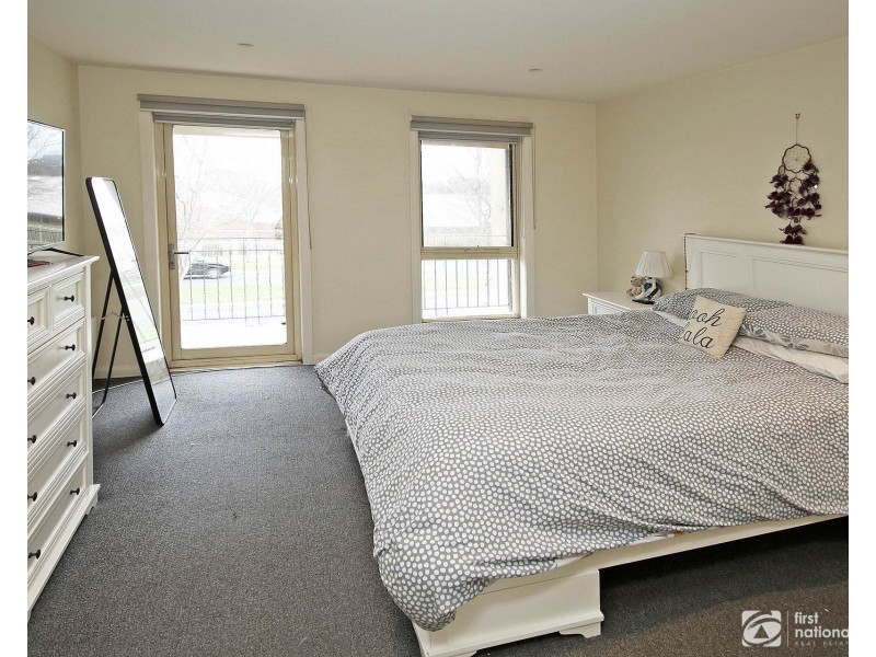 5/10 Parkhill Drive, Berwick VIC 3806