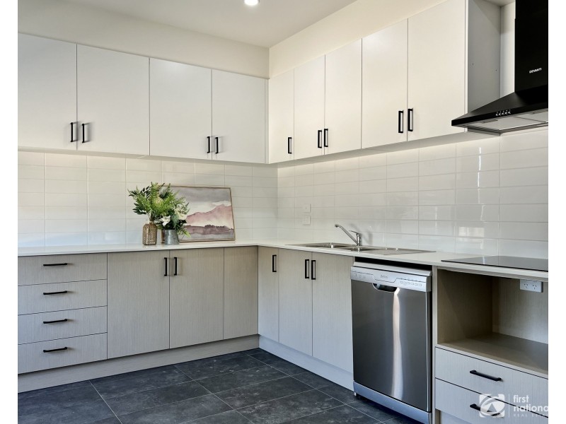 94 Duff Street, Cranbourne VIC 3977