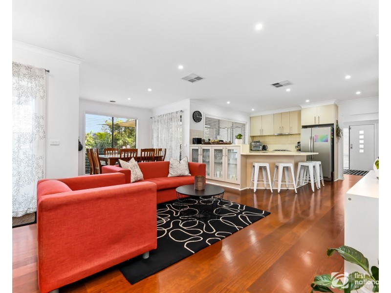 6 Oliver Court, Narre Warren South VIC 3805