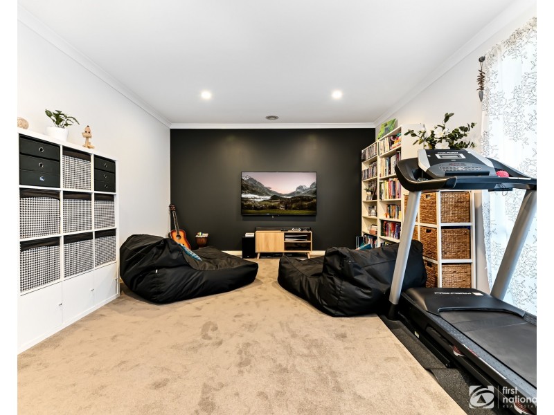 6 Oliver Court, Narre Warren South VIC 3805