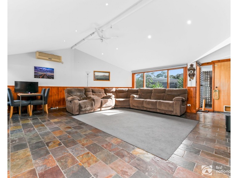 9 Dotterel Close, Blind Bight VIC 3980