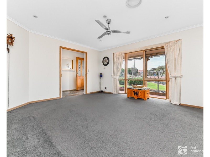 9 Dotterel Close, Blind Bight VIC 3980