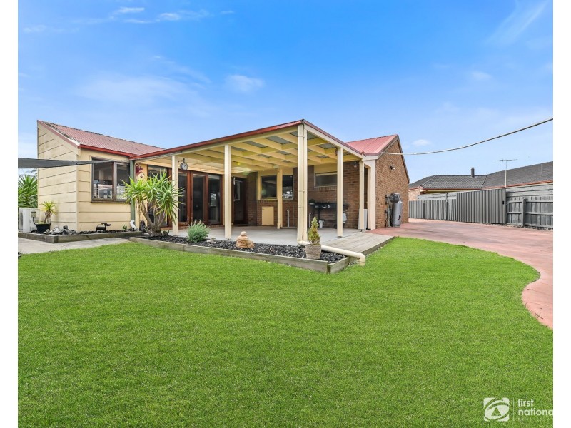 9 Dotterel Close, Blind Bight VIC 3980