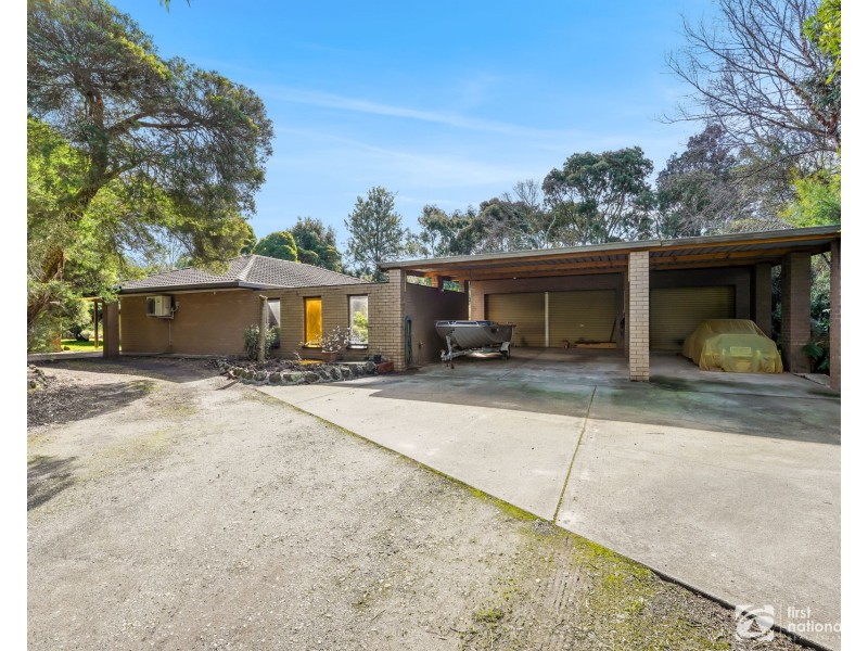 17 Facey Road, Devon Meadows VIC 3977