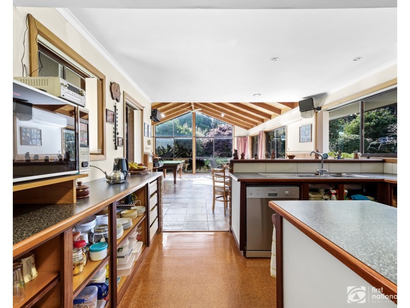 17 Facey Road, Devon Meadows VIC 3977