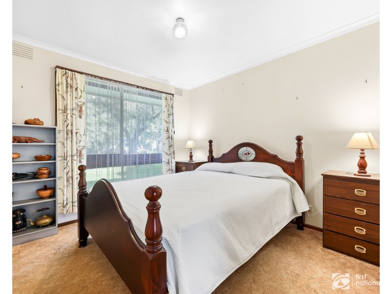 17 Facey Road, Devon Meadows VIC 3977