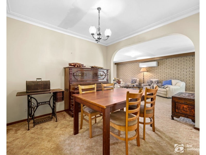 17 Facey Road, Devon Meadows VIC 3977