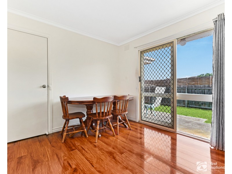 2/18 Duff Street, Cranbourne VIC 3977