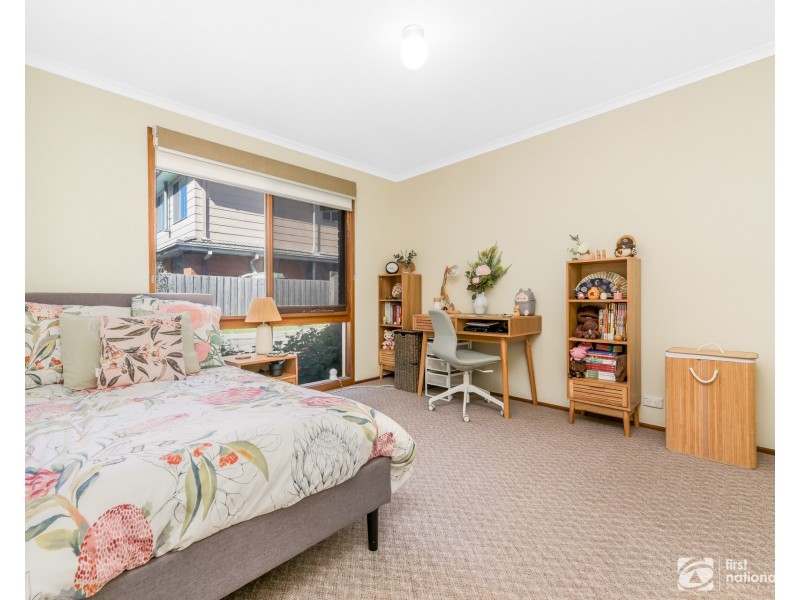 2/59 Clarendon Street, Cranbourne VIC 3977