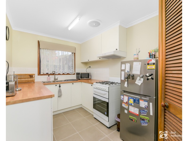 2/59 Clarendon Street, Cranbourne VIC 3977