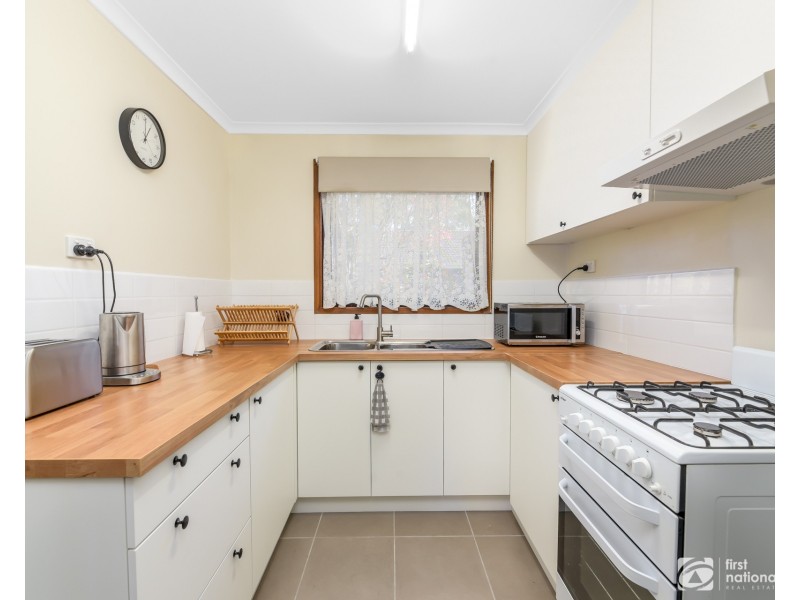 2/59 Clarendon Street, Cranbourne VIC 3977