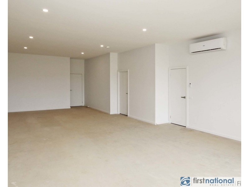 11 Push-Pea Way, Cranbourne West VIC 3977