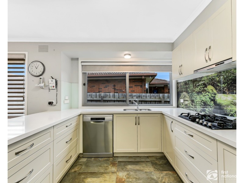 31 Ruffy Drive, Cranbourne VIC 3977