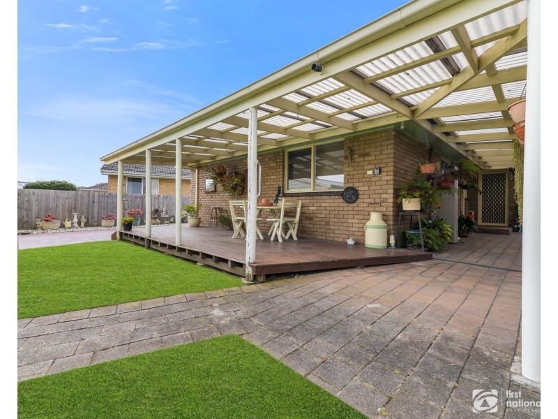 7 Lorna Street, Cranbourne VIC 3977
