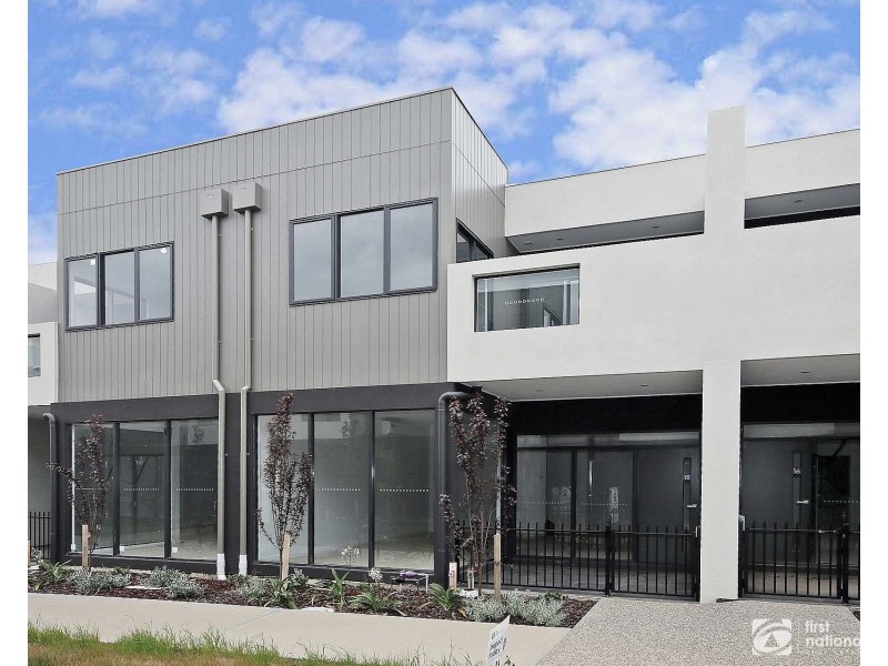 20 Coral-Pea Way, Cranbourne West VIC 3977