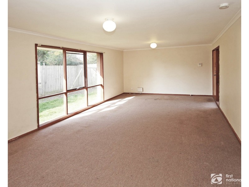 2/39 Duff Street, Cranbourne VIC 3977