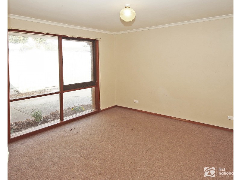 2/39 Duff Street, Cranbourne VIC 3977