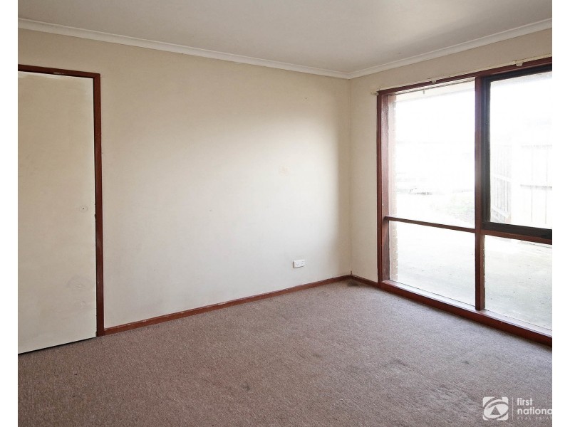 2/39 Duff Street, Cranbourne VIC 3977