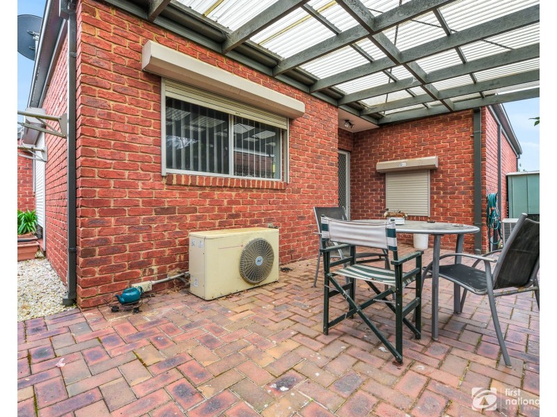 4 Hilltop Close, Narre Warren South VIC 3805