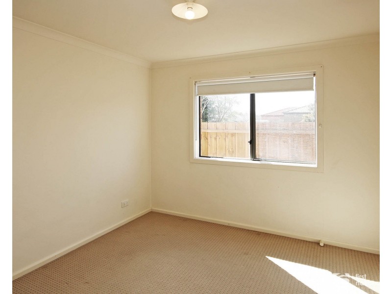 41 Calais Circuit, Cranbourne West VIC 3977