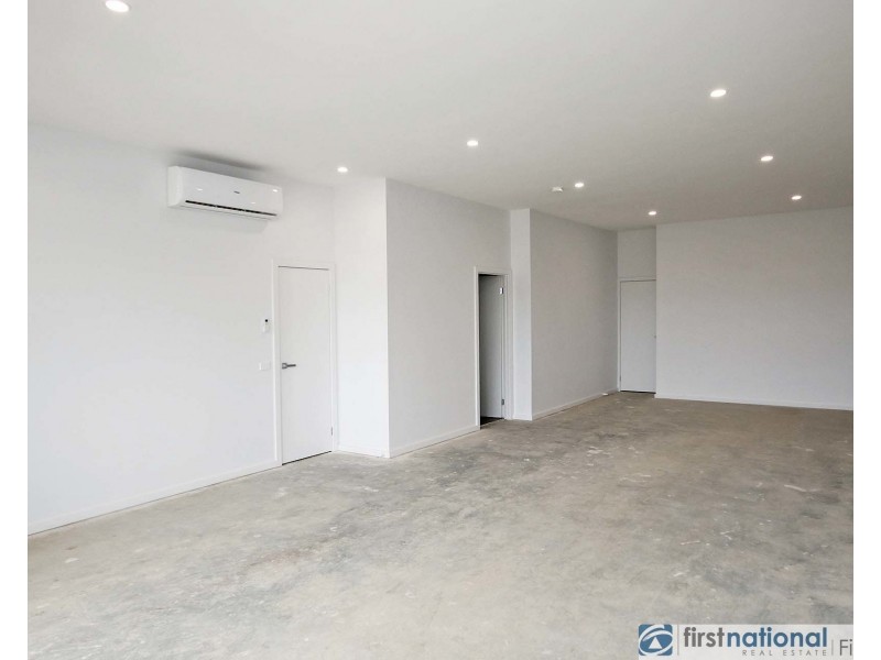 13 Push Pea Way, Cranbourne West VIC 3977