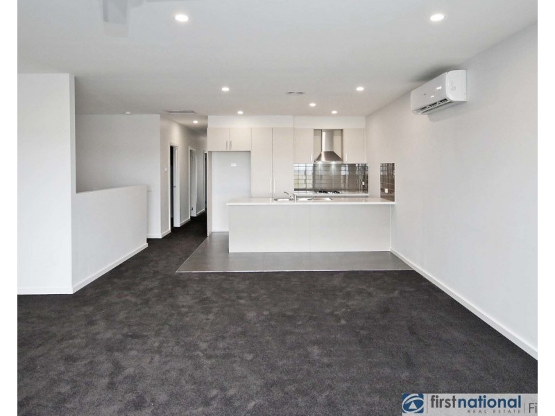 13 Push Pea Way, Cranbourne West VIC 3977