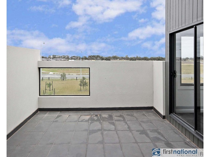 13 Push Pea Way, Cranbourne West VIC 3977