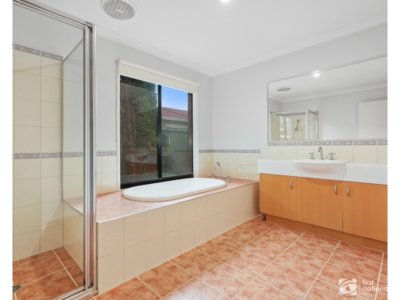 No.14 Thistlewood Place, Cranbourne East VIC 3977