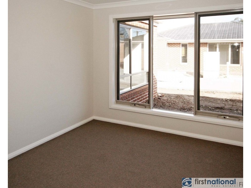 5/6-8 Walter Street, Cranbourne VIC 3977